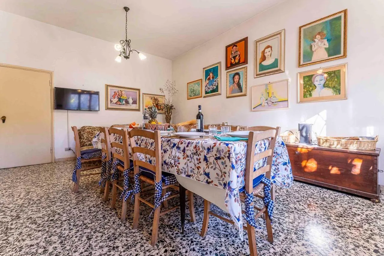Casa Vacanza Mais Camaiore İtalya